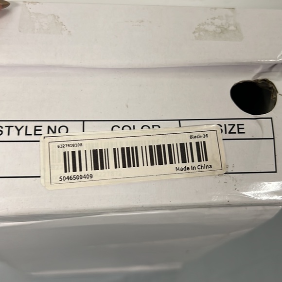 💥3/$15💥 NIB Black Clear Extreme Point Toe Mule - Size 6 (36) - Picture 12 of 13